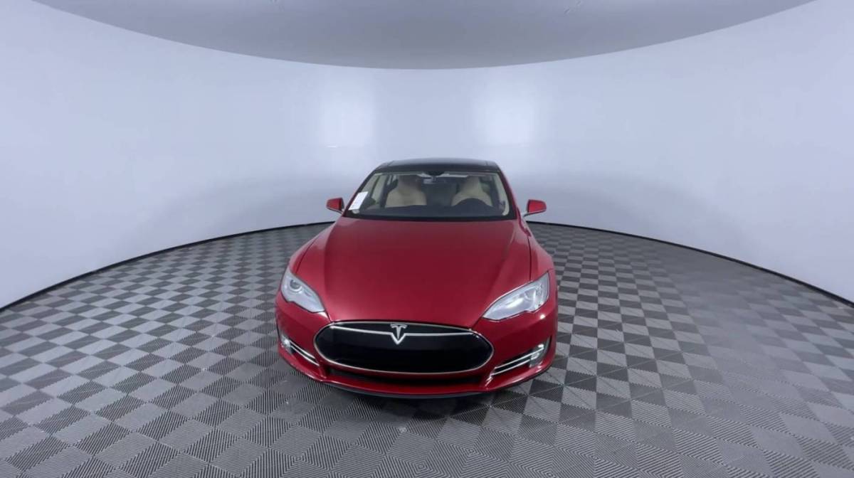 2014 Tesla Model S 5YJSA1S1XEFP47423