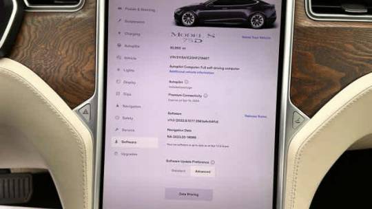 2017 Tesla Model S 5YJSA1E23HF218467