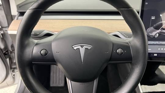 2018 Tesla Model 3 5YJ3E1EA7JF048555