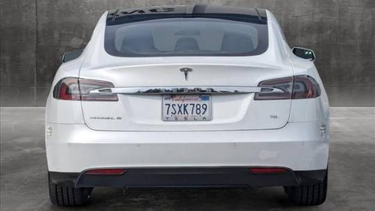 2016 Tesla Model S 5YJSA1E11GF136291