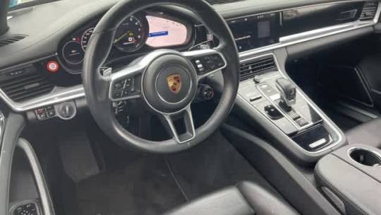2018 Porsche Panamera WP0AE2A73JL177879