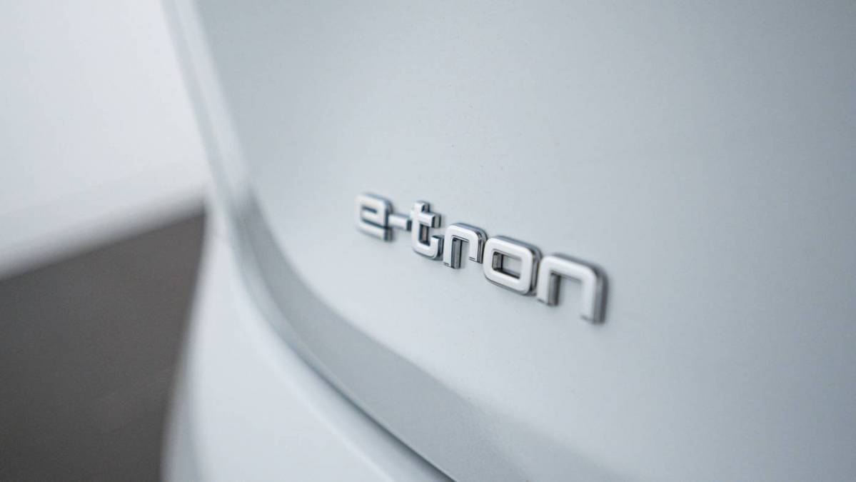 2021 Audi e-tron WA12AAGE0MB024039
