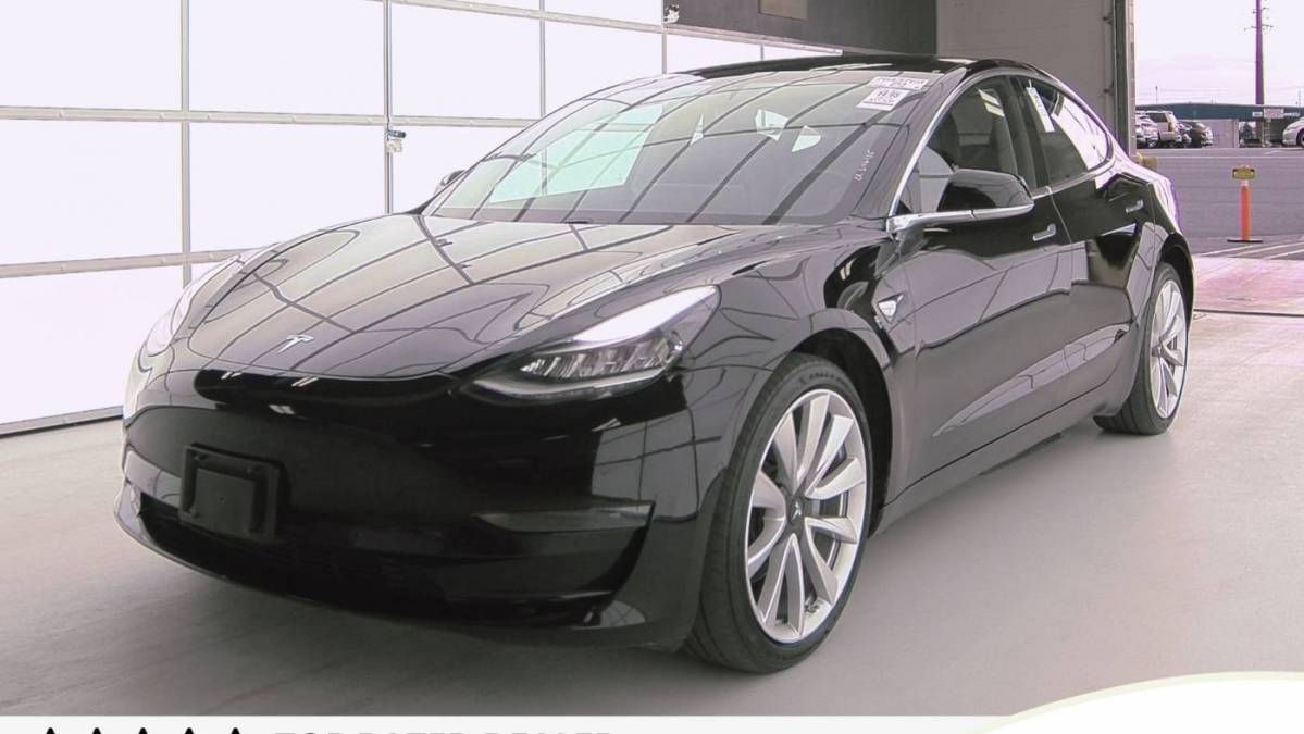 2018 Tesla Model 3 5YJ3E1EB4JF086771