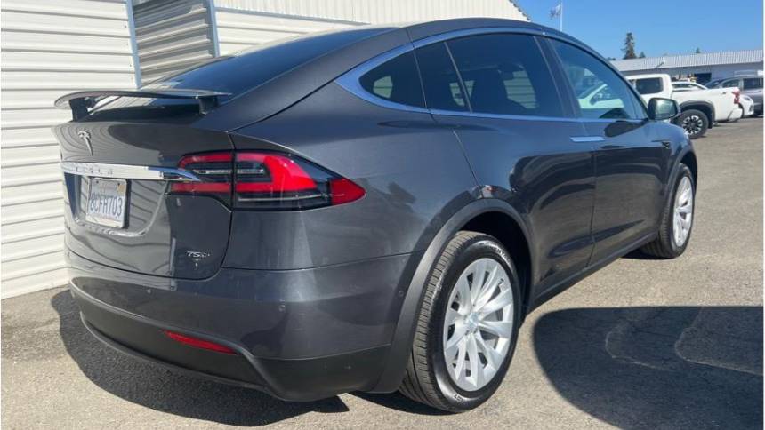 2017 Tesla Model X 5YJXCDE26HF079436