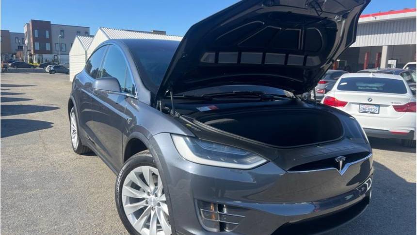 2017 Tesla Model X 5YJXCDE26HF079436