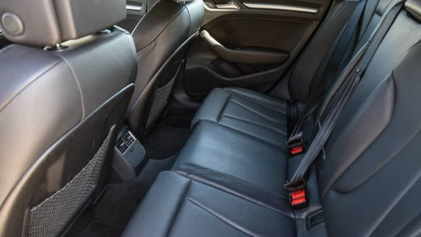 2018 Audi A3 Sportback e-tron WAUUPBFF6JA078652