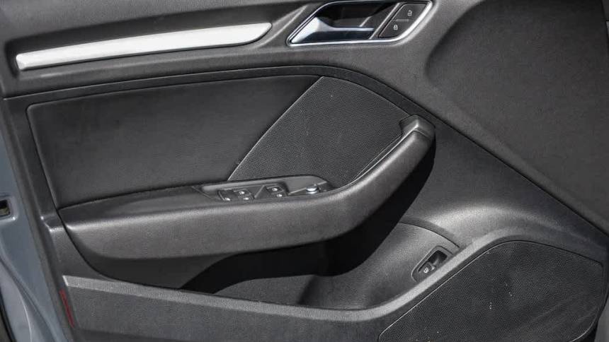 2018 Audi A3 Sportback e-tron WAUUPBFF6JA078652
