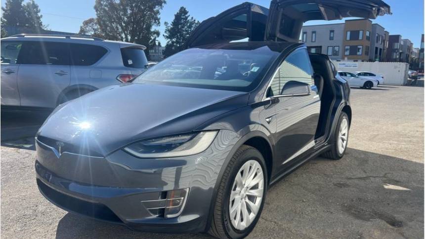 2017 Tesla Model X 5YJXCDE26HF079436