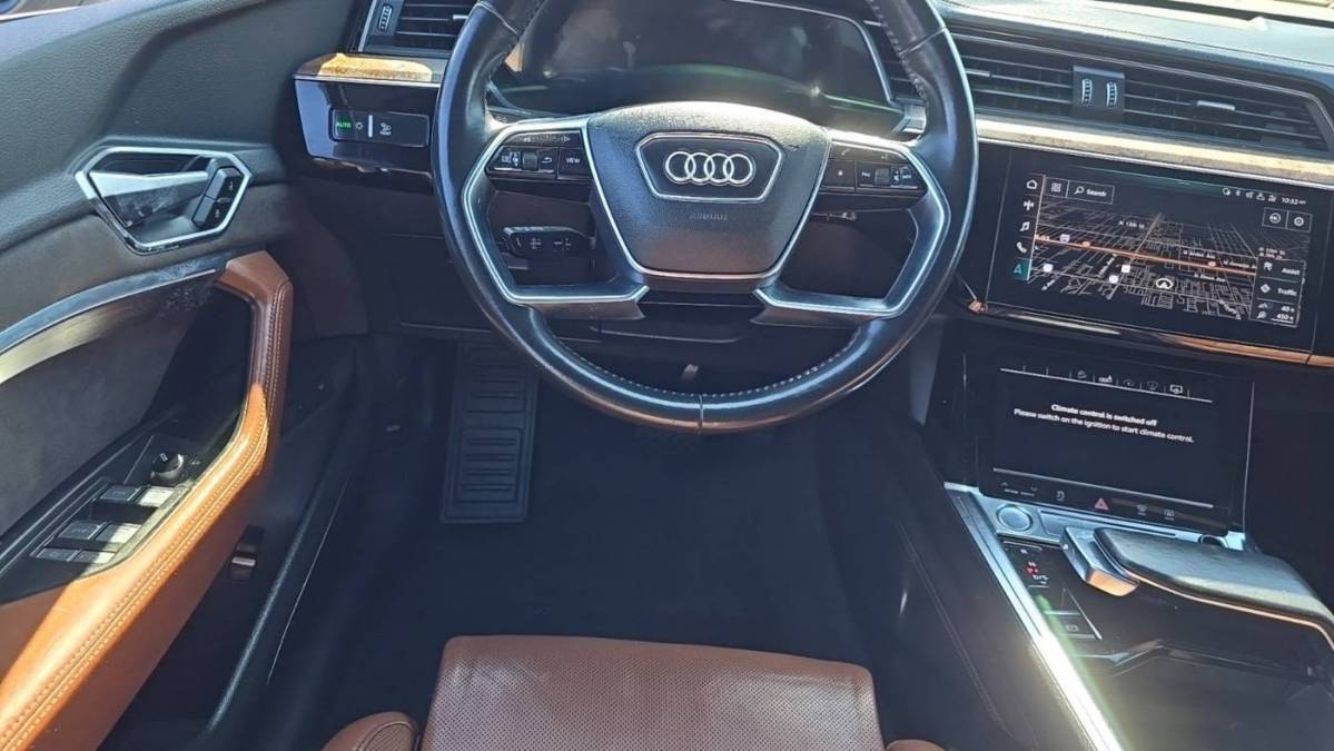 2019 Audi e-tron WA1VABGE8KB012947