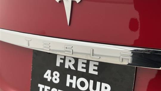 2016 Tesla Model S 5YJSA1E14GF164120