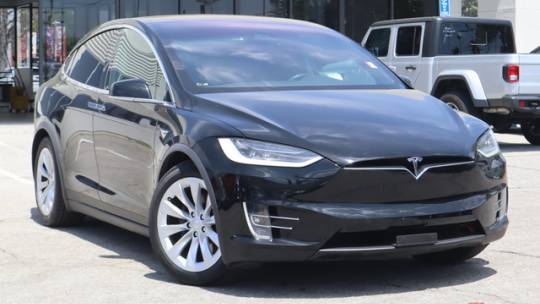 2018 Tesla Model X 5YJXCAE21JF122262