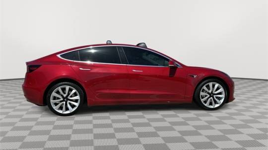 2018 Tesla Model 3 5YJ3E1EB4JF091484