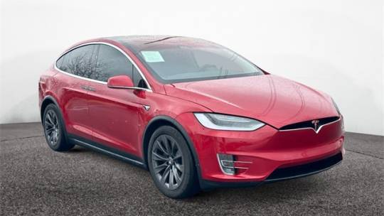 2018 Tesla Model X 5YJXCBE26JF123557