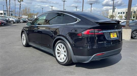 2016 Tesla Model X 5YJXCBE25GF016167