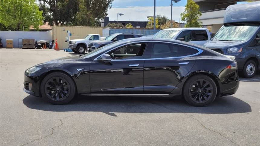 2016 Tesla Model S 5YJSA1E17GF147621