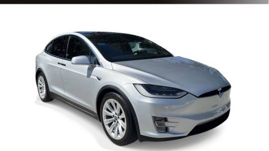 2016 Tesla Model X 5YJXCBE27GF008278