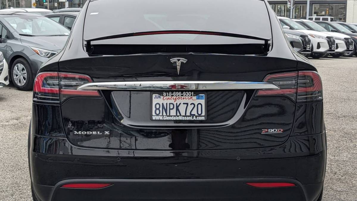 2016 Tesla Model X 5YJXCBE43GF005606