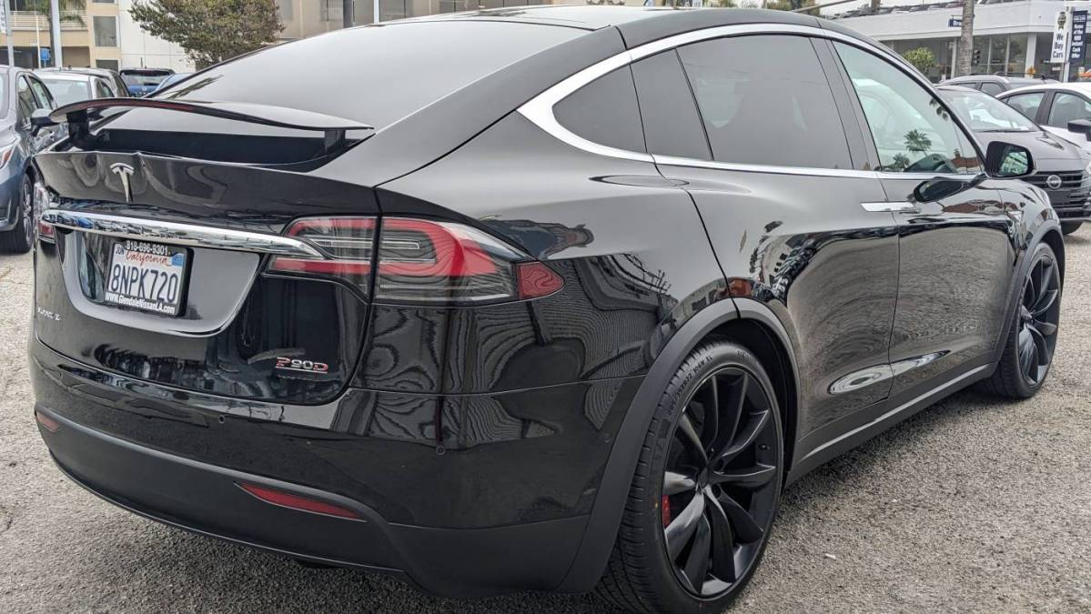 2016 Tesla Model X 5YJXCBE43GF005606