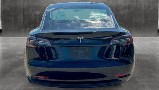 2019 Tesla Model 3 5YJ3E1EAXKF410699