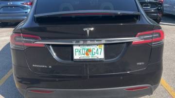 2017 Tesla Model X 5YJXCAE23HF039796