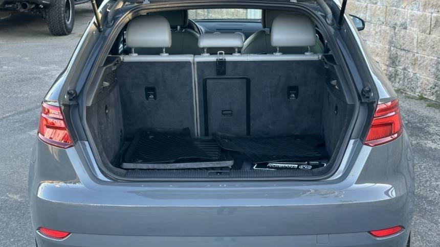2018 Audi A3 Sportback e-tron WAUUPBFF1JA060592