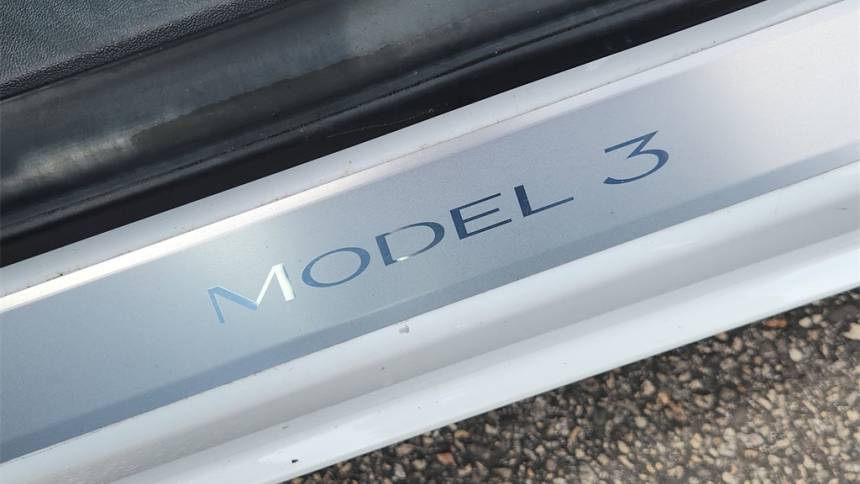 2019 Tesla Model 3 5YJ3E1EA8KF431891