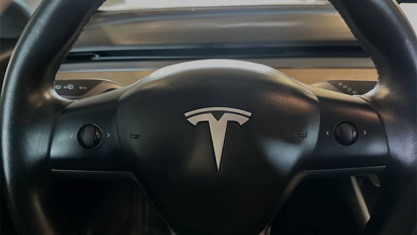 2018 Tesla Model 3 5YJ3E1EA1JF038510