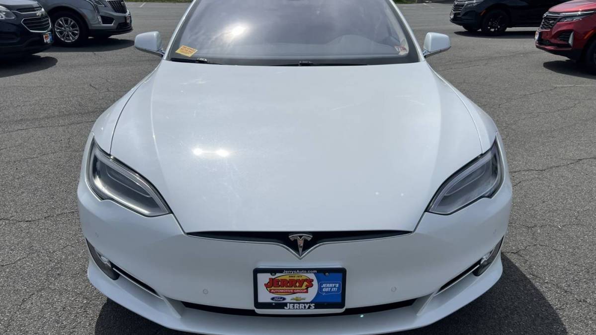 2016 Tesla Model S 5YJSA1E23GF147611