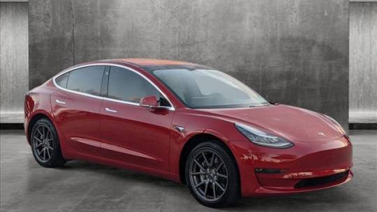 2018 Tesla Model 3 5YJ3E1EAXJF155700
