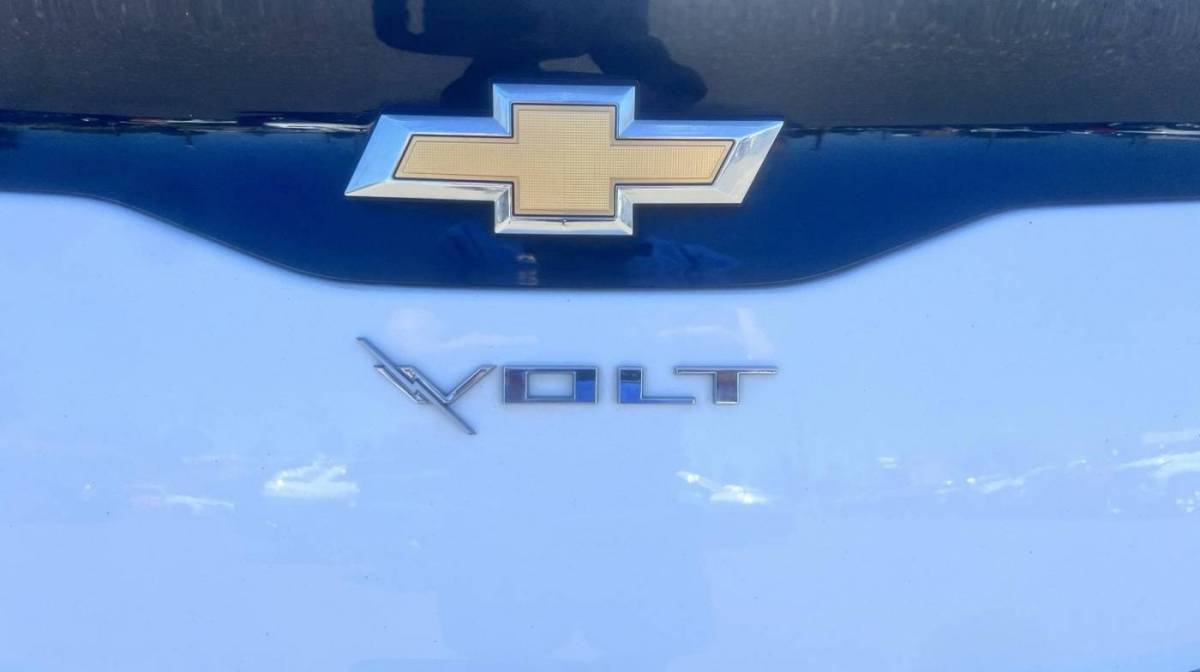 2018 Chevrolet VOLT 1G1RC6S52JU108701