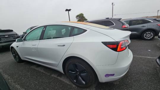 2019 Tesla Model 3 5YJ3E1EA5KF326659