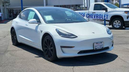 2019 Tesla Model 3 5YJ3E1EBXKF211662