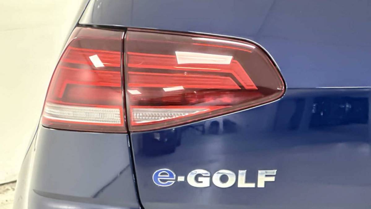 2017 Volkswagen e-Golf WVWKR7AU7HW954388