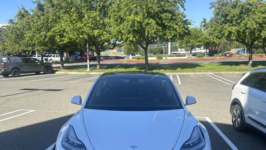 2019 Tesla Model 3 5YJ3E1EB5KF511657