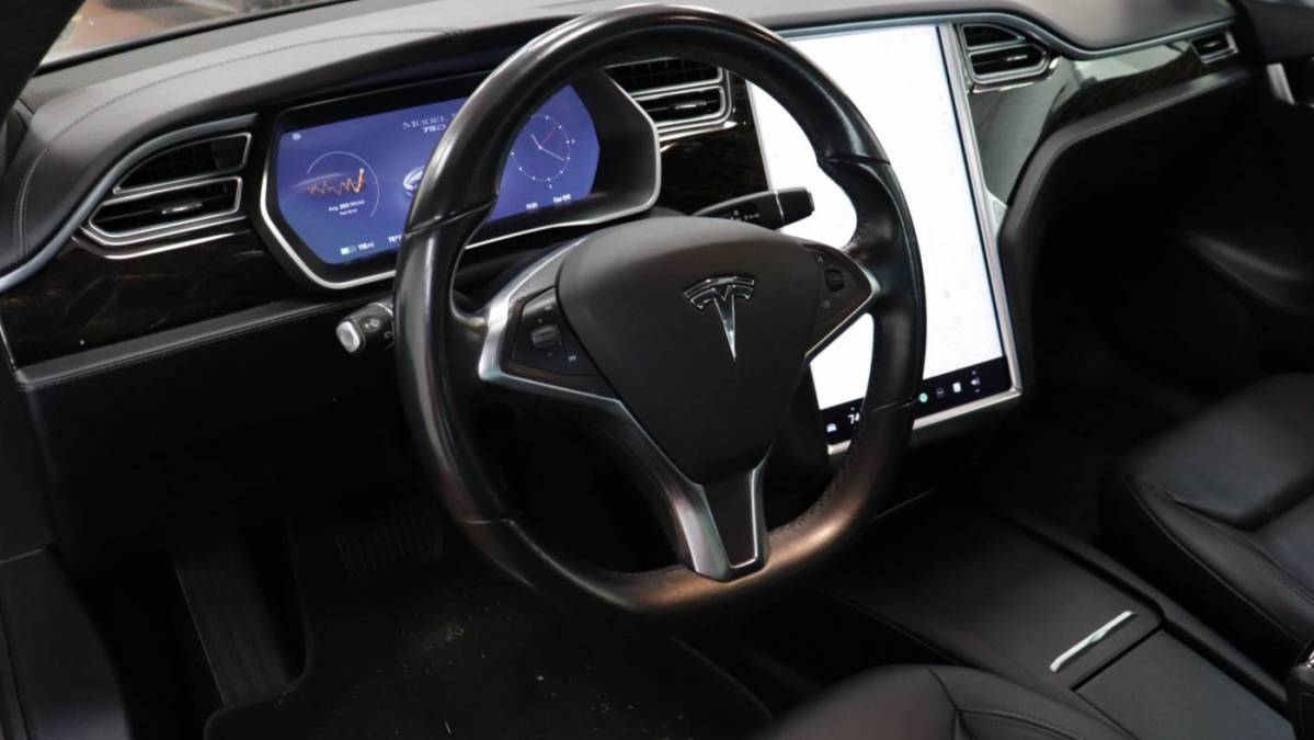 2016 Tesla Model S 5YJSA1E23GF156552