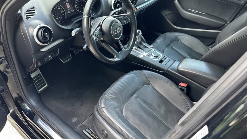 2017 Audi A3 Sportback e-tron WAUUPBFF3HA118759
