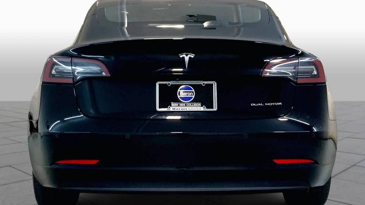 2018 Tesla Model 3 5YJ3E1EB3JF068407
