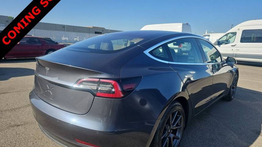 2018 Tesla Model 3 5YJ3E1EA9JF005075