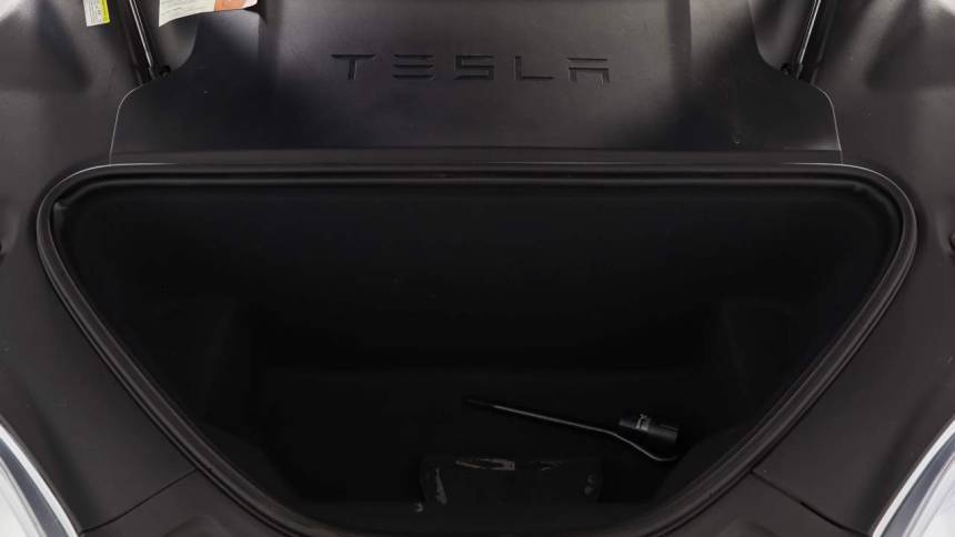 2016 Tesla Model S 5YJSA1E22GF144408