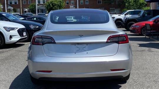 2018 Tesla Model 3 5YJ3E1EA6JF007009
