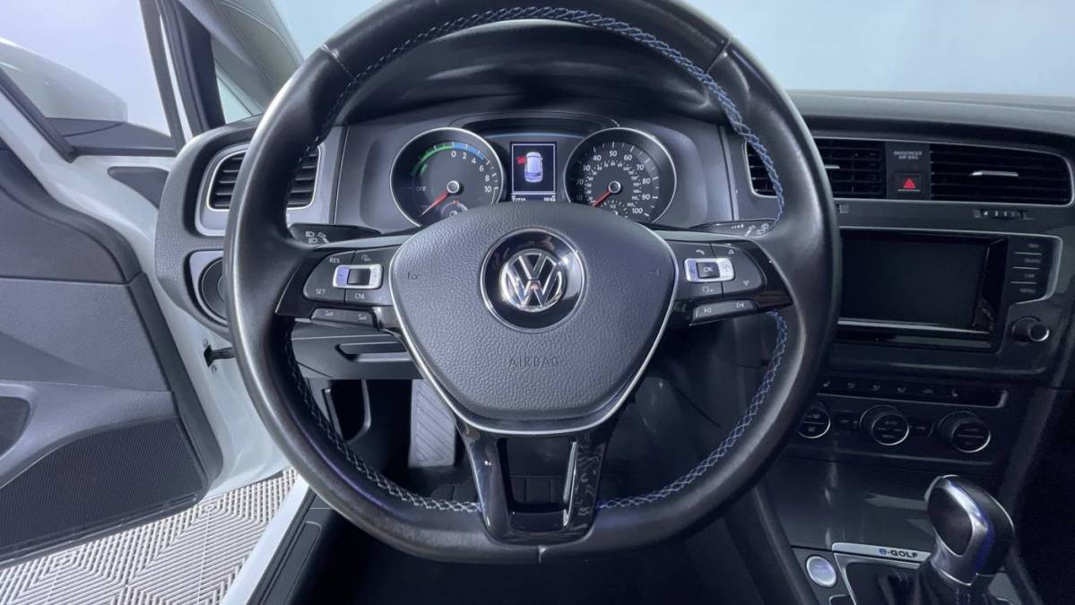 2015 Volkswagen e-Golf WVWPP7AU1FW911853