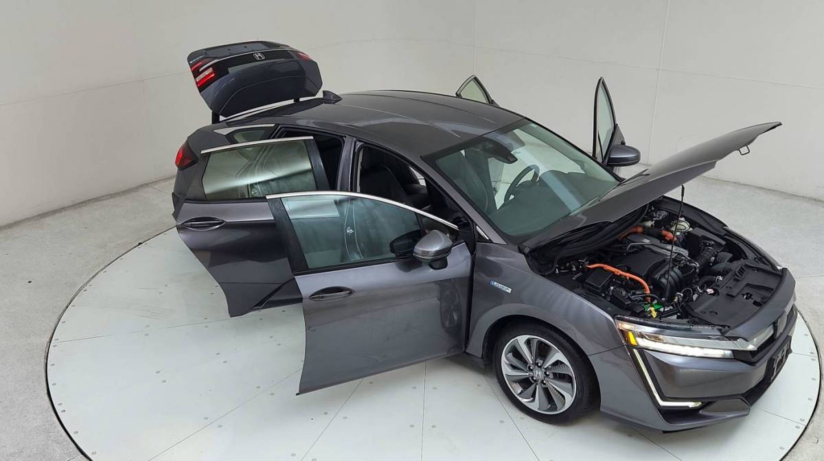 2018 Honda Clarity JHMZC5F17JC020143