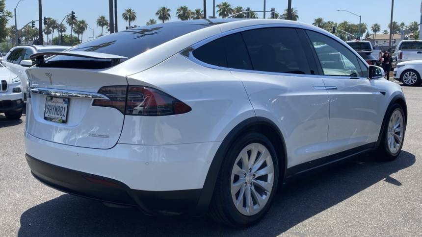 2020 Tesla Model X 5YJXCDE43LF264943