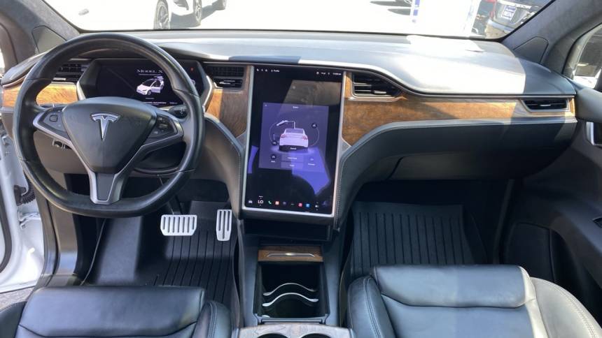 2020 Tesla Model X 5YJXCDE43LF264943