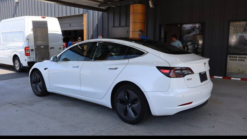 2018 Tesla Model 3 5YJ3E1EA6JF162501