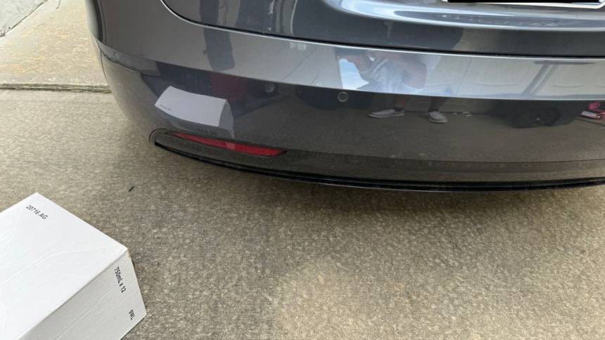 2018 Tesla Model S 5YJSA1E22JF260067