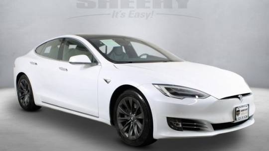 2018 Tesla Model S 5YJSA1E22JF284742