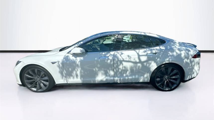 2015 Tesla Model S 5YJSA1H44FF095501