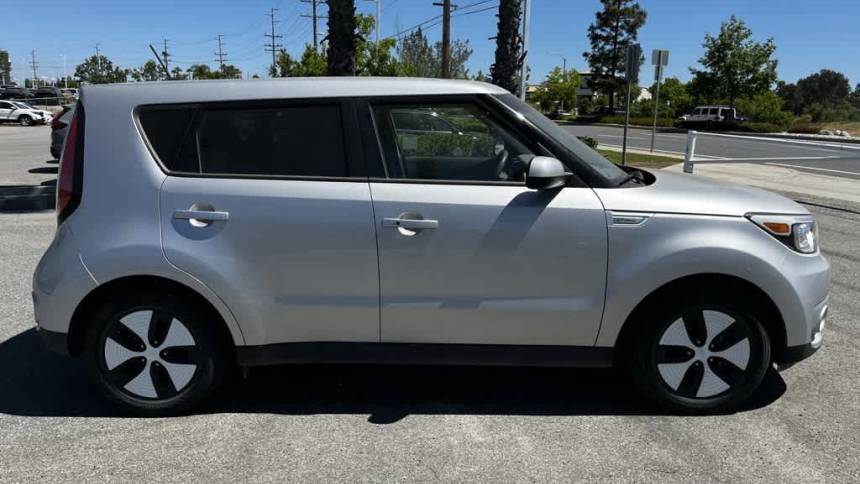 2016 Kia Soul KNDJP3AE3G7017324