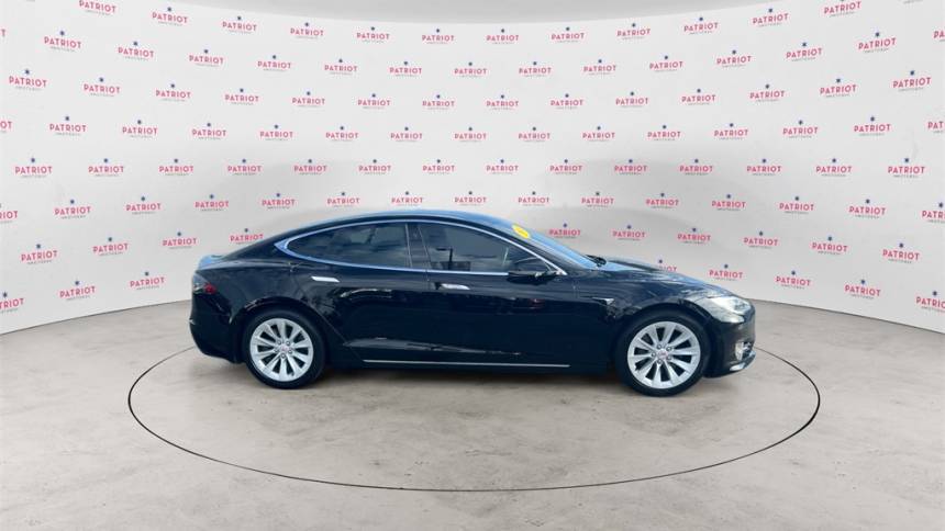 2018 Tesla Model S 5YJSA1E29JF275908